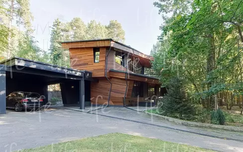 3-этажный коттедж 539 м² с отделкой