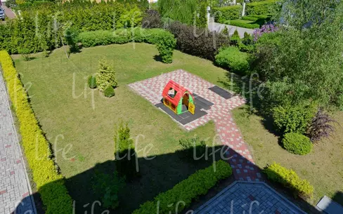 2-этажный коттедж 600 м² с отделкой