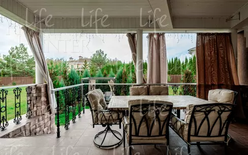 2-этажный коттедж 400 м² с отделкой