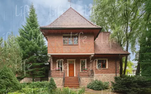 2-этажный коттедж 320 м² с отделкой