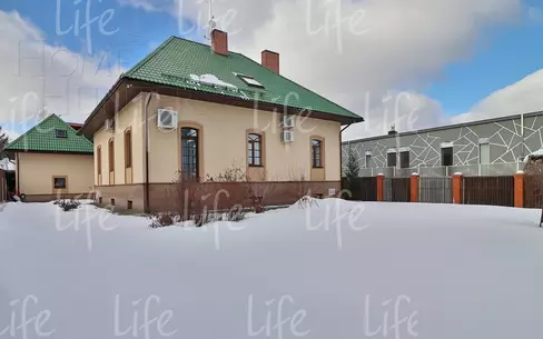 2-этажный коттедж 450 м² с отделкой