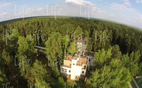2-этажный коттедж 740 м² без отделки