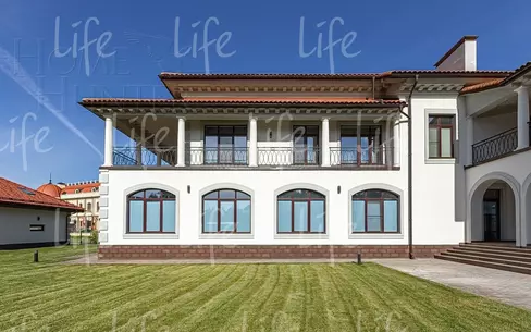 2-этажный коттедж 1 327 м² с отделкой