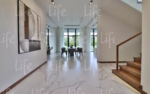 2-этажный коттедж 705 м² с отделкой