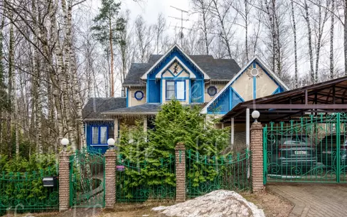 2-этажный коттедж 285 м² с отделкой
