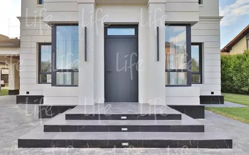 2-этажный коттедж 240 м² с отделкой