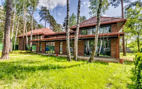 2-этажный коттедж 974 м² без отделки