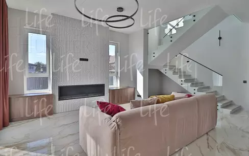 2-этажный коттедж 193 м² с отделкой