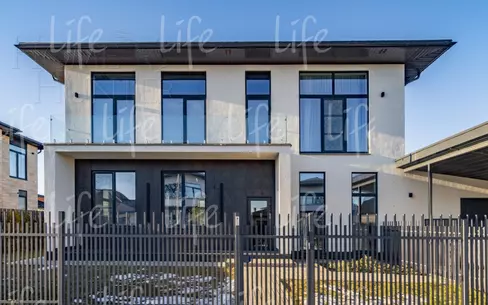 2-этажный коттедж 260 м² с отделкой