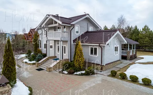 2-этажный коттедж 392 м² с отделкой