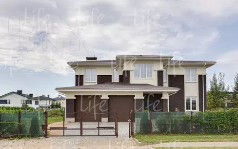 2-этажный коттедж 400 м² без отделки