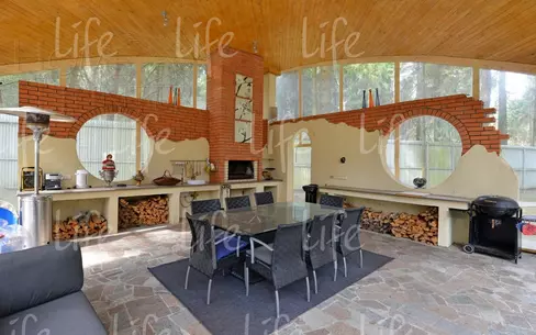 2-этажный коттедж 850 м² с отделкой
