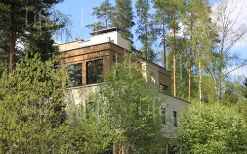 2-этажный коттедж 740 м² без отделки