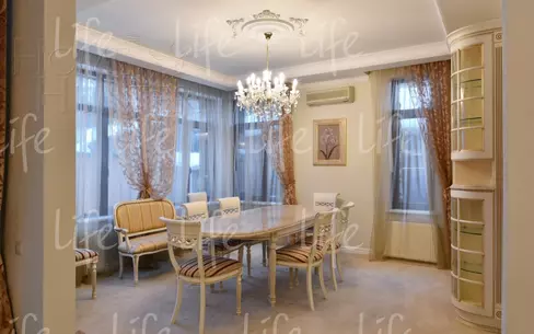 2-этажный коттедж 450 м² с отделкой