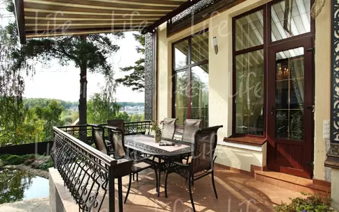 2-этажный коттедж 700 м² с отделкой