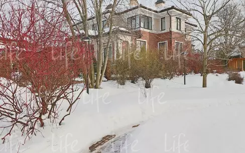 2-этажный коттедж 593 м² с отделкой