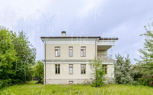 2-этажный коттедж 540 м² без отделки