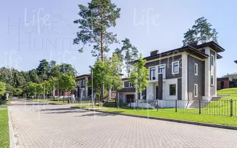 2-этажный коттедж 390 м² без отделки