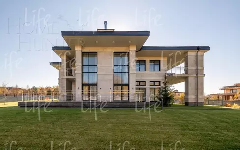 2-этажный коттедж 1 017.21 м² с отделкой