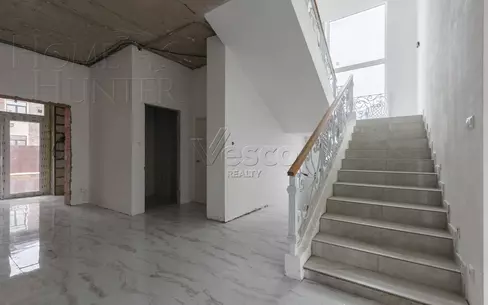 2-этажный коттедж 411 м² без отделки