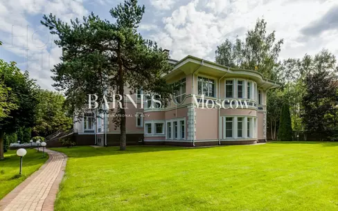 2-этажный коттедж 950 м² с отделкой