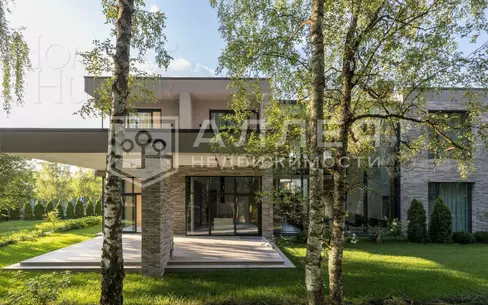 2-этажный коттедж 586 м² с отделкой