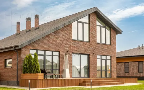 2-этажный коттедж 271 м² с отделкой