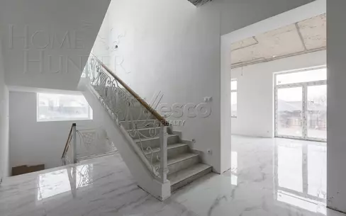 2-этажный коттедж 411 м² без отделки