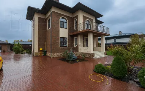 2-этажный коттедж 568 м² с отделкой