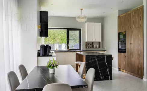 2-этажный коттедж 312 м² с отделкой