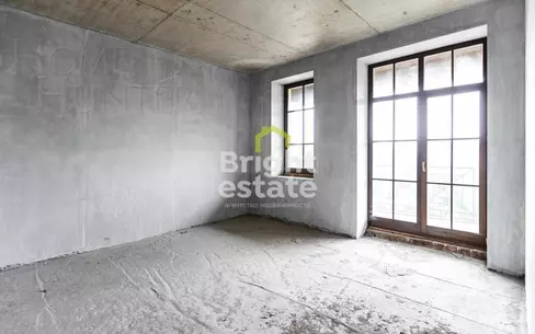 2-этажный таунхаус 330 м² без отделки