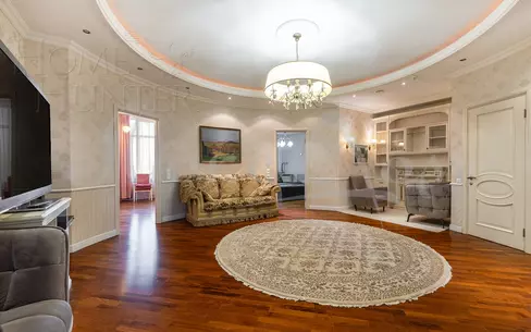 4-КОМН. КВАРТИРА С ОТДЕЛКОЙ 165.4 М² НА 4 ЭТАЖЕ