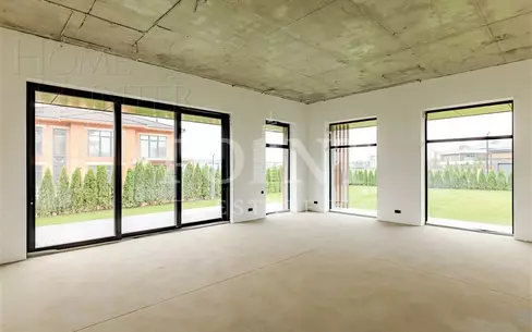 2-этажный коттедж 878 м² без отделки