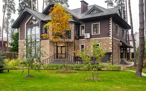 2-этажный коттедж 750 м² с отделкой