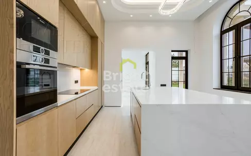 2-этажный коттедж 459.4 м² с отделкой