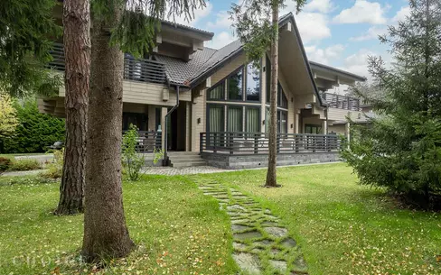 2-этажный коттедж 428 м² с отделкой