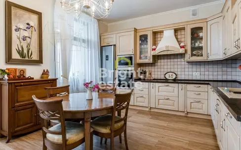 2-этажный таунхаус 220 м² с отделкой