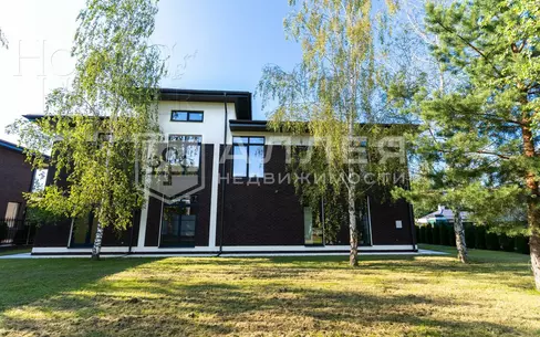 2-этажный коттедж 540 м² с отделкой