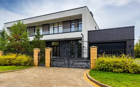 2-этажный коттедж 705 м² с отделкой