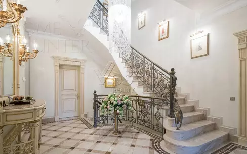 2-этажный коттедж 822 м² с отделкой