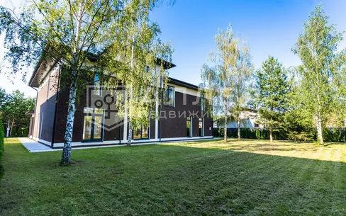 2-этажный коттедж 540 м² с отделкой