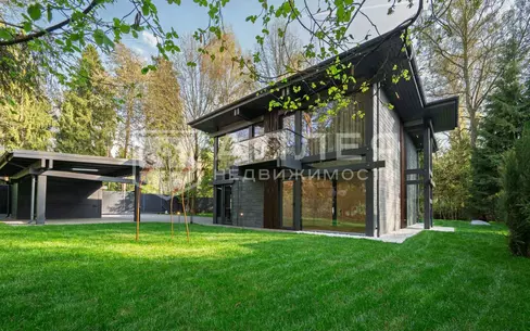 2-этажный коттедж 300 м² с отделкой