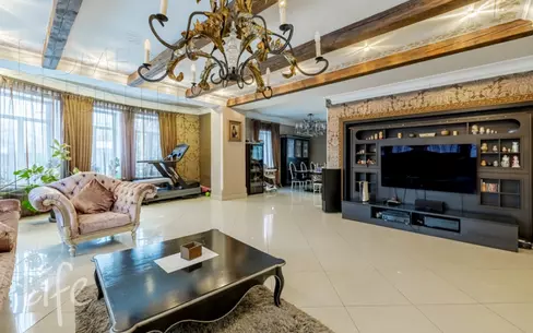 2-этажный коттедж 350 м² с отделкой