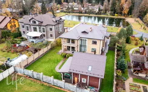 2-этажный коттедж 450 м² с отделкой