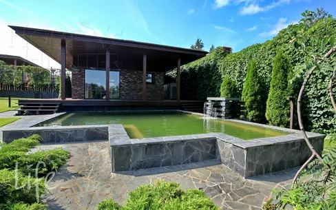 2-этажный коттедж 745 м² с отделкой