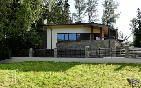 2-этажный коттедж 750 м² без отделки