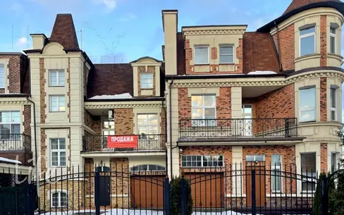 2-этажный таунхаус 350 м² с отделкой