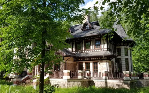 2-этажный коттедж 658 м² с отделкой