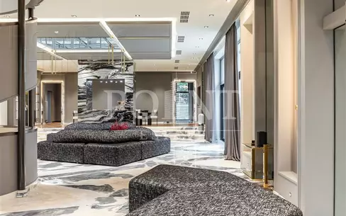 2-этажный коттедж 2 000 м² с отделкой