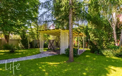 2-этажный коттедж 443 м² с отделкой